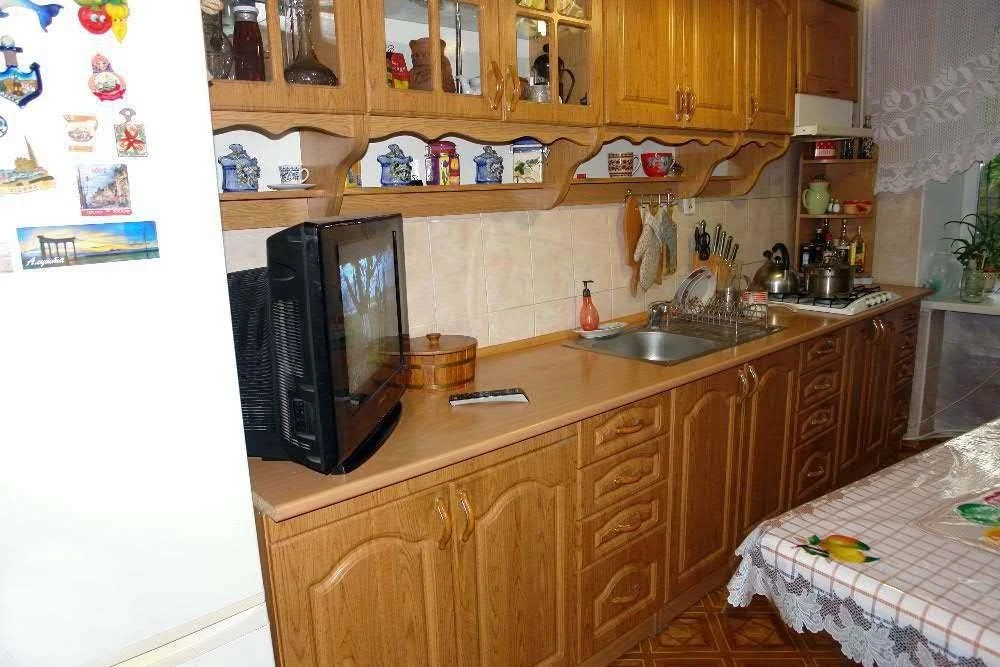 Продам 3 ком. квартиру .