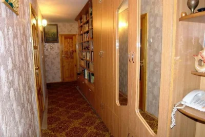 Продам 3 ком. квартиру .