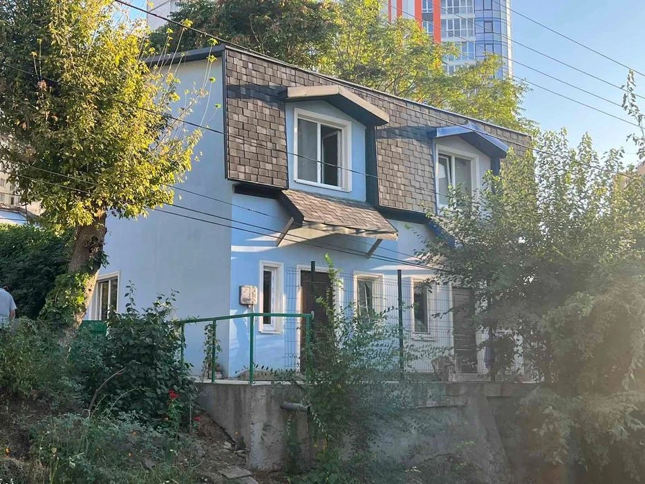 Продам 2 комн. 51 м с палисадником Матросский спуск/Скиданов