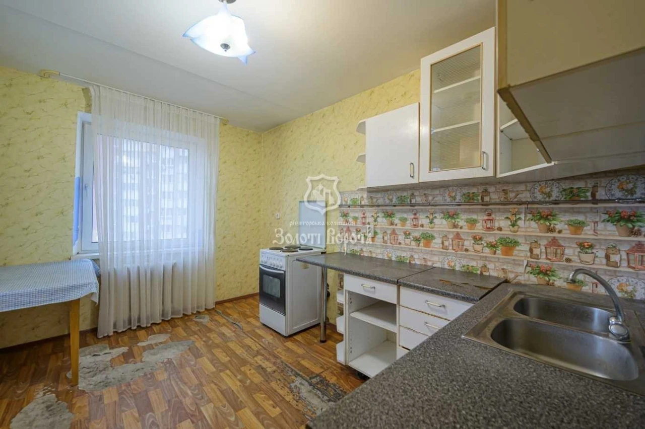 3-room apartment for sale 100 m², Myloslavska, 12a