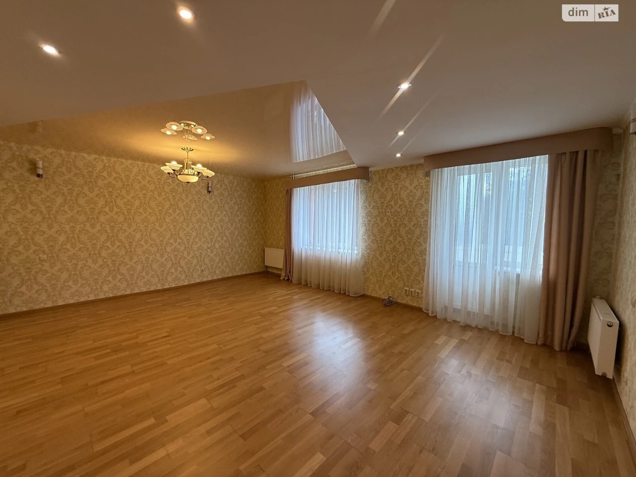 Продаж Квартира Центр