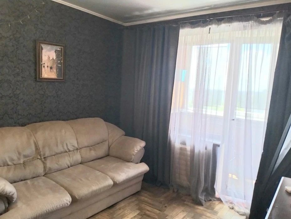 For sale 1 room apartment on Yuvileyny Avenue, Khortytskyi district