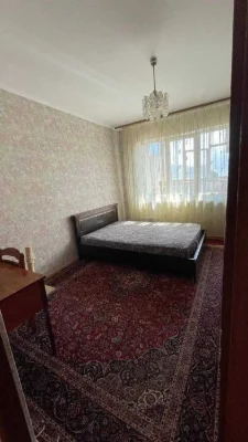 I am selling a 2-room apartment.