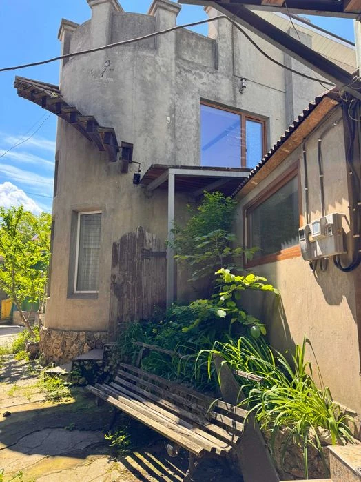 Продам курень на причале №121, возле Совиньона, Посейдон, Бу