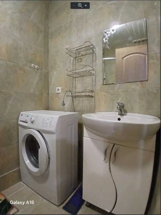 Продаж 3 кім. дворівневої квартири Харківське шосе 19, Мега