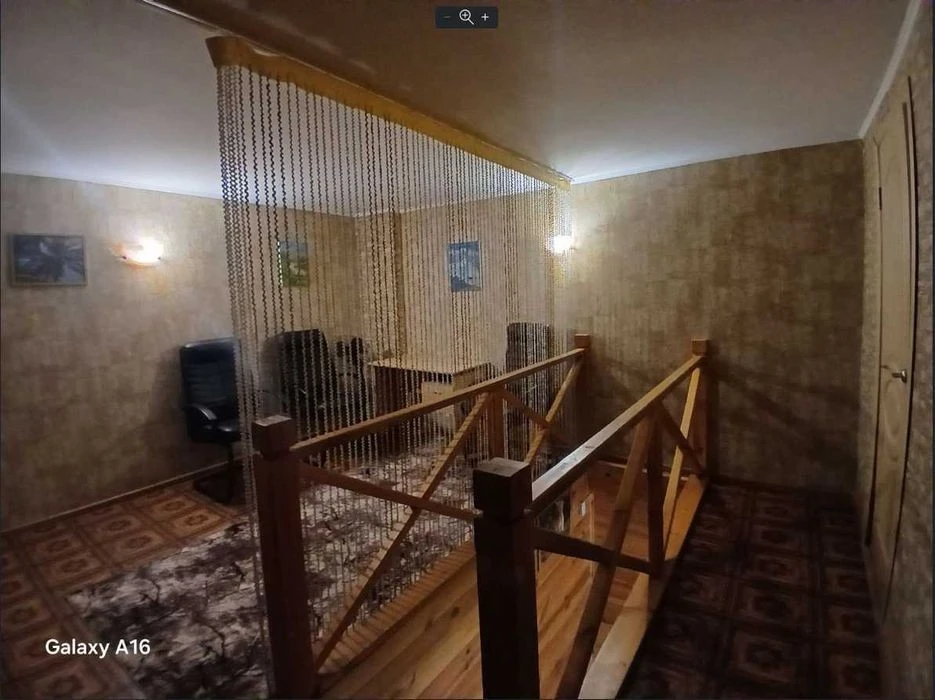 Продаж 3 кім. дворівневої квартири Харківське шосе 19, Мега