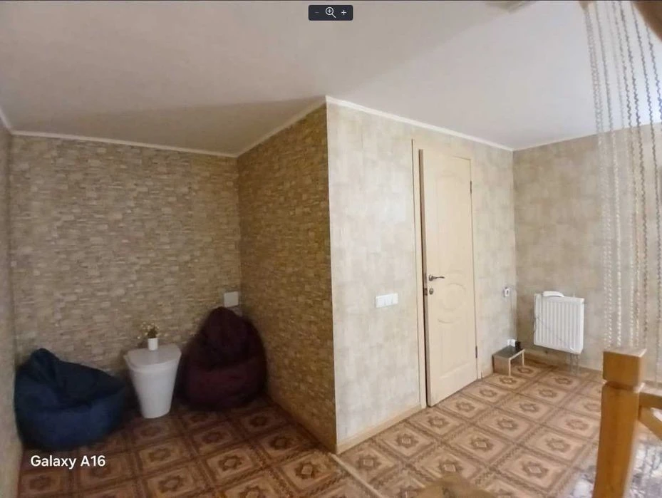 Продаж 3 кім. дворівневої квартири Харківське шосе 19, Мега
