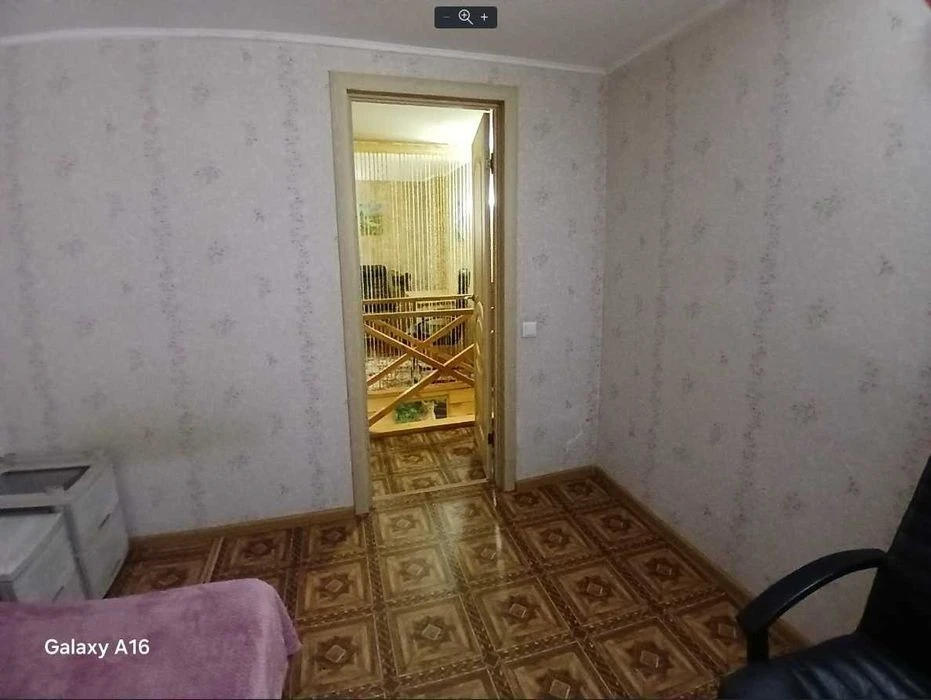 Продаж 3 кім. дворівневої квартири Харківське шосе 19, Мега