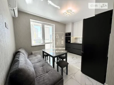 Sale of 1-room apartment 47.8 sq. m. on Ivan Vyhovskogo St. 10L
