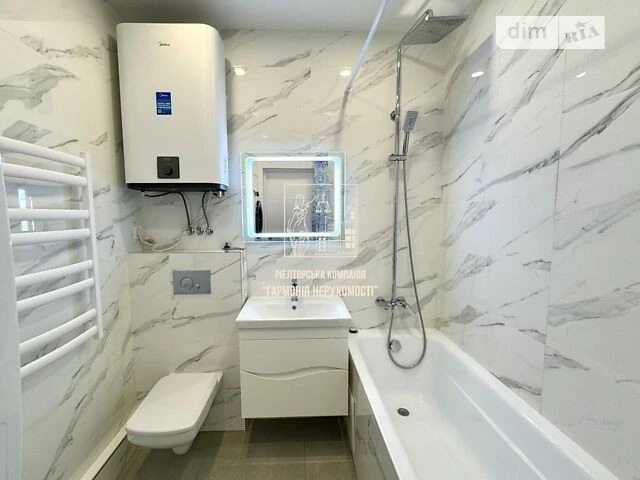 Sale of 1-room apartment 47.8 sq. m. on Ivan Vyhovskogo St. 10L