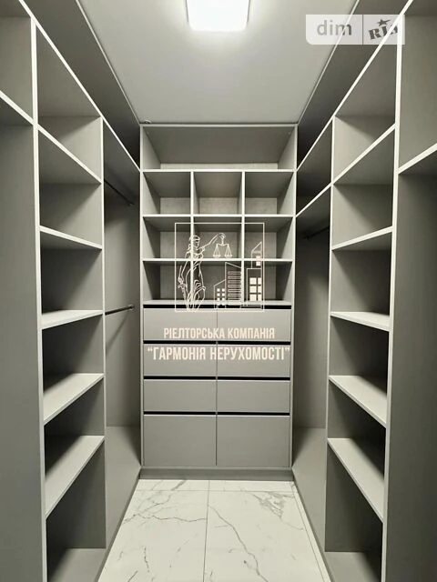 Sale of 1-room apartment 47.8 sq. m. on Ivan Vyhovskogo St. 10L