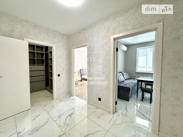 Sale of 1-room apartment 47.8 sq. m. on Ivan Vyhovskogo St. 10L