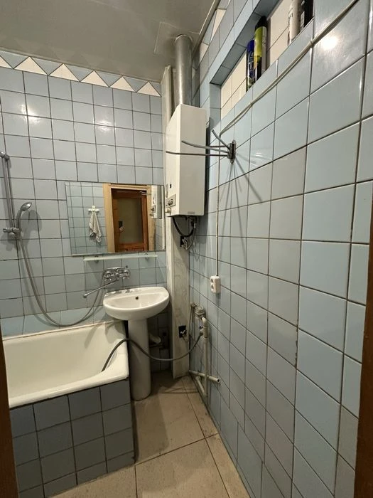 I will sell a 2-room apartment. Center. Stalinka. Yaroslav the Wise (