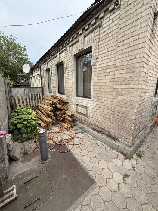 A house for sale in Aleksandrovsky District on Tymyryazera Street