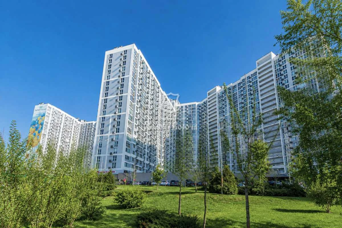 Sale of a 3-room apartment of 97 m², Revutskogo St., 40B