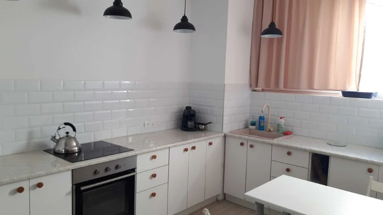 FOR SALE 3-room apartment on ul. April 12, NOVOS
