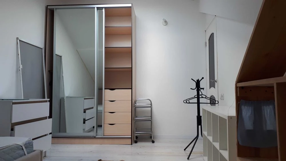 FOR SALE 3-room apartment on ul. April 12, NOVOS