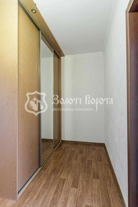 Apartment, 2 rooms. Renovation. Motorny, 11a, Bagrynova Gora Holosiiv