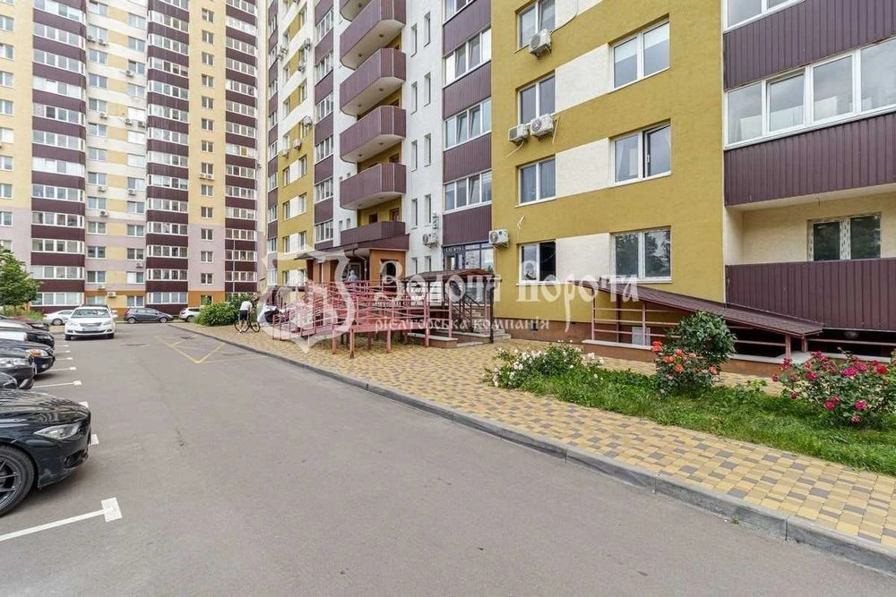 Apartment, 2 rooms. Renovation. Motorny, 11a, Bagrynova Gora Holosiiv