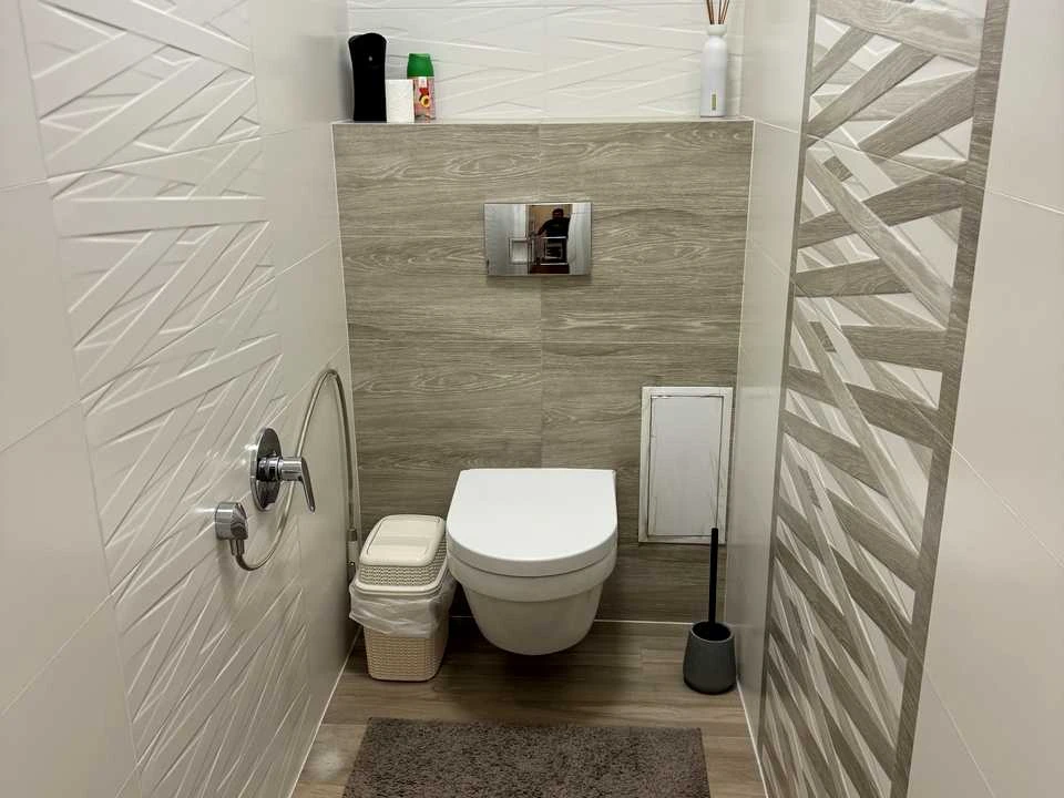 Apartment. Lviv, Vasylya Yeroshenko St. ()