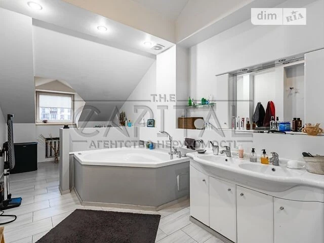 Sale of 4-room apartment 231.7 sq. m on Yaroslavskaya st. 30 • ID 3