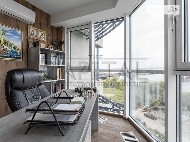 Sale of 4-room apartment 125 sq. m on Mykoly Bazhana Avenue 1A • ID