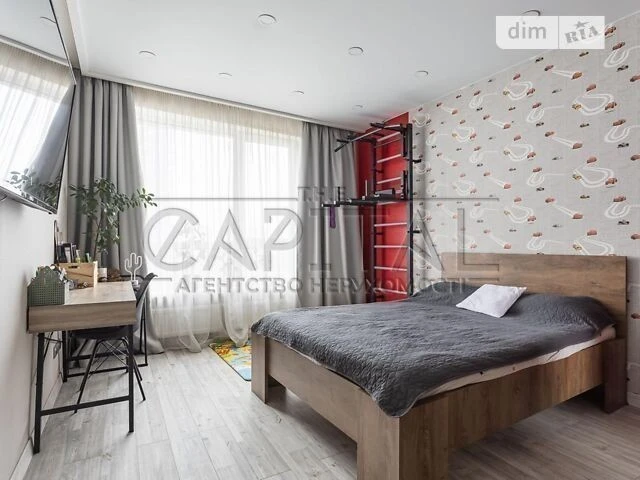 Sale of 4-room apartment 125 sq. m on Mykoly Bazhana Avenue 1A • ID