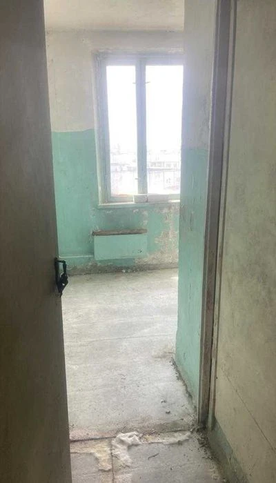 For sale 1-room apartment in Oleksiyivka, Peremohy Ave., 6