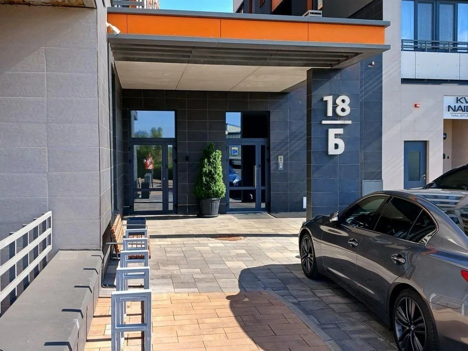 Sale of a 1-room apartment with renovation of 36m2 in the residential complex Seven Osokorki
