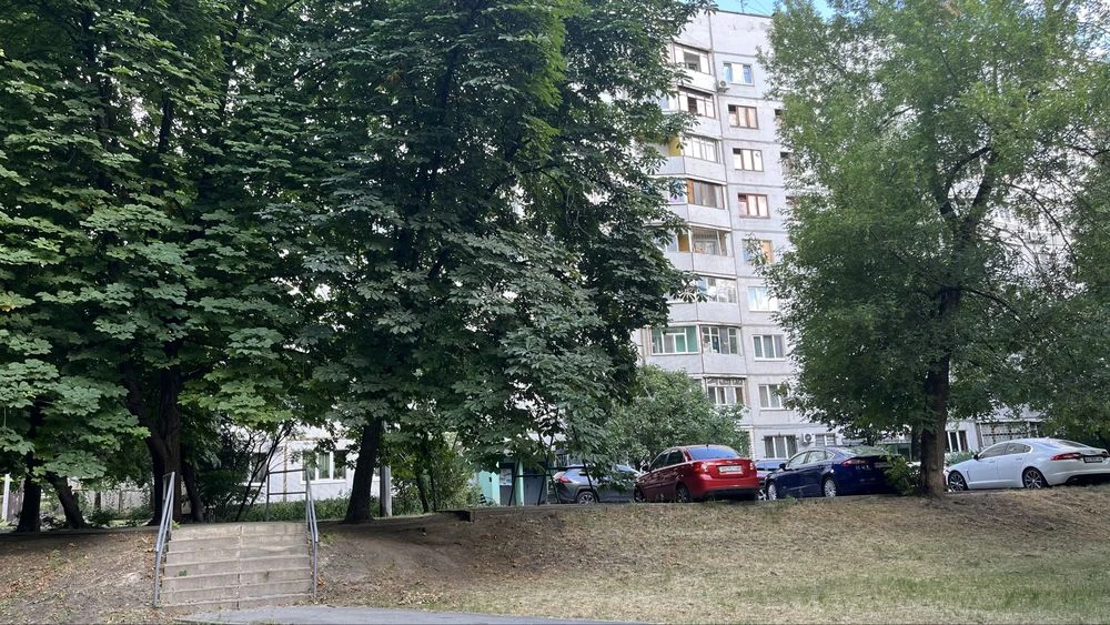 4-room apartment for sale near Studentska metro station. Own