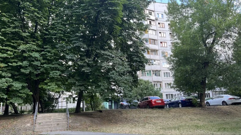4-room apartment for sale near Studentska metro station. Own