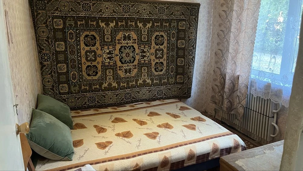 4-room apartment for sale near Studentska metro station. Own
