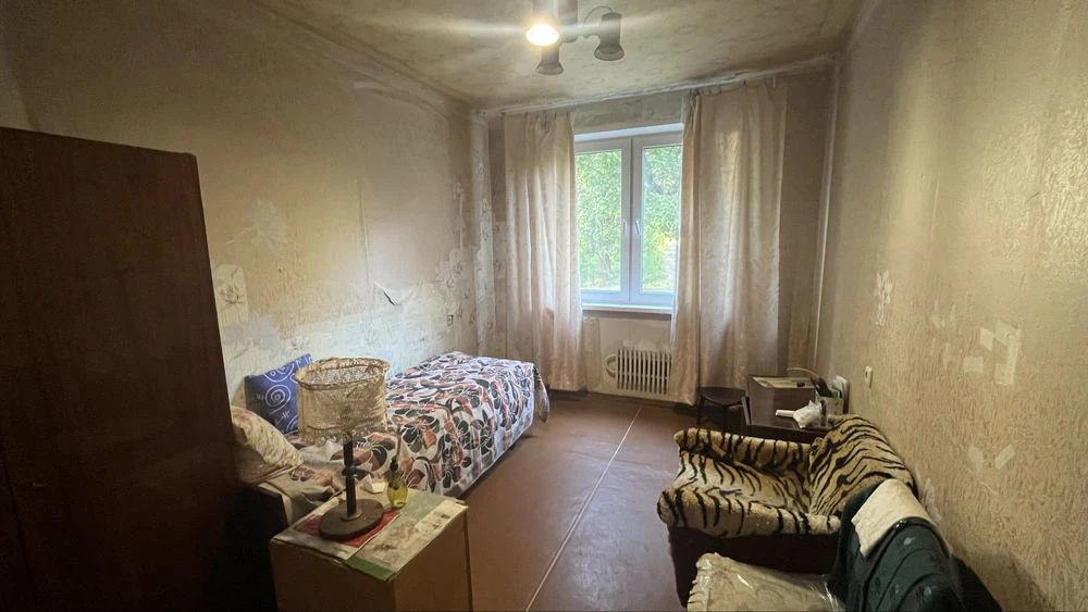 4-room apartment for sale near Studentska metro station. Own