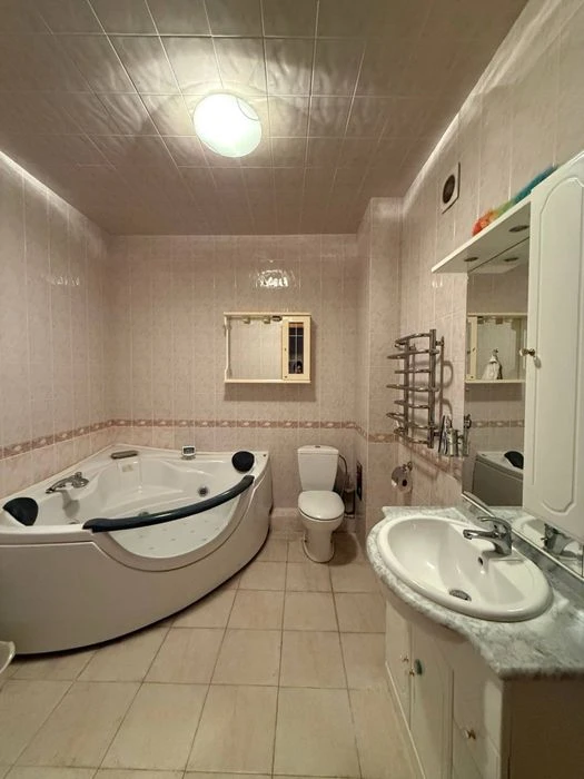 Продажа 3 комн кв. +4 лоджии Аркадия.