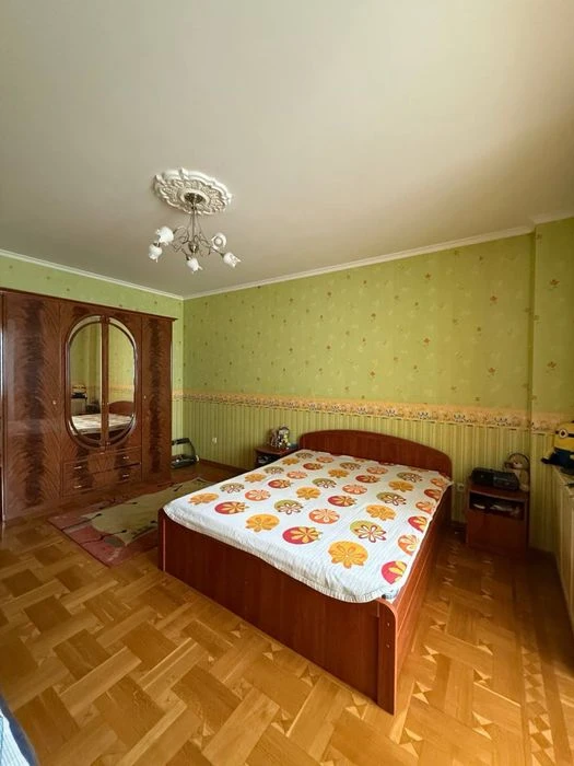 Продажа 3 комн кв. +4 лоджии Аркадия.