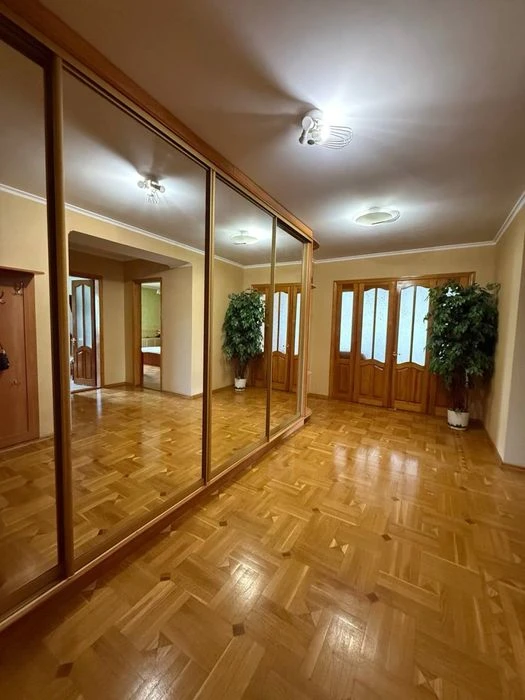 Продажа 3 комн кв. +4 лоджии Аркадия.