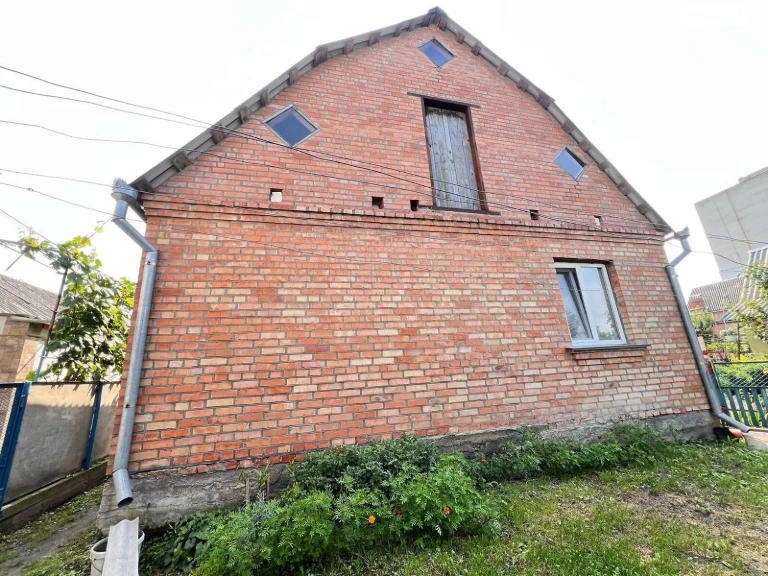 Продаж Дім