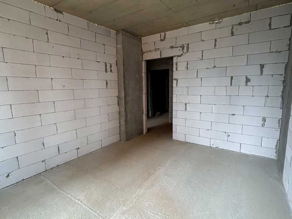 Apartment. Ivano-Frankivsk, Oleksandra Dovzhenko St., (Building