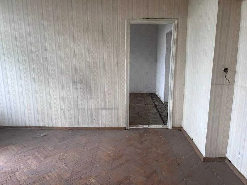 Sale of 3-room apartment 80 m2, metro Nauka Prospekt 12,