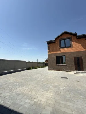No commission‼️ Corner Townhouse with furniture and appliances
