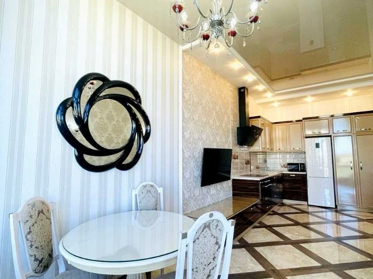 Apartment. Odesa, Devolanivskyi Uzviz