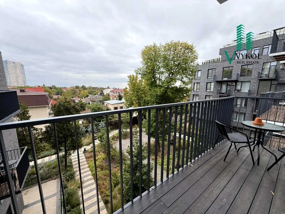 Apartment. Odesa, Fontanskaya Road St. (Perekop Division)