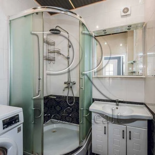 2-room apartment for sale 68 m², Olesya Honchara St., 79