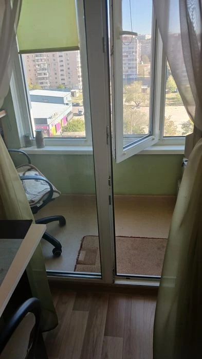 Продам 1 ком квартиру на песках