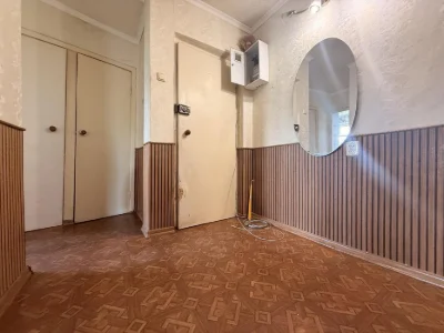 Продам  квартиру 4-комнатную  Титова Богдана Хмельницкого