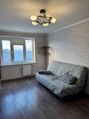 Продажа трехкомнатной квартиры 68 м², Оболонский просп., 9