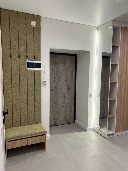 Сучасна однокімнатна з крутим плануванням