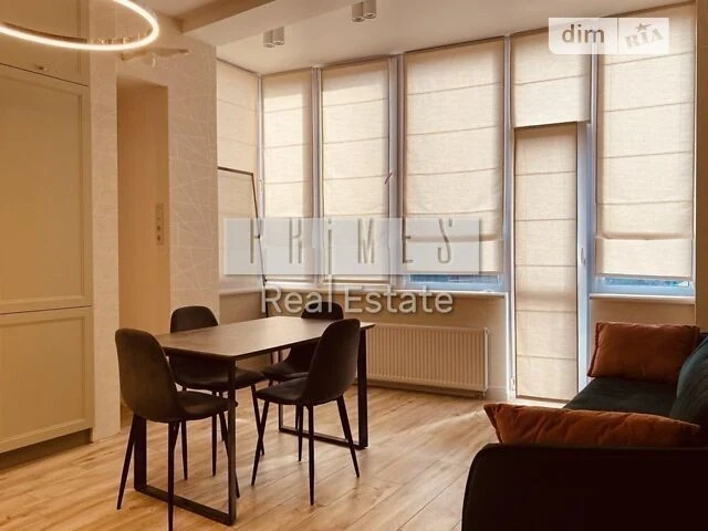 Sale of 2-room apartment 86.9 sq. m. on Vasylya Tyutyunnyka St. 37/1
