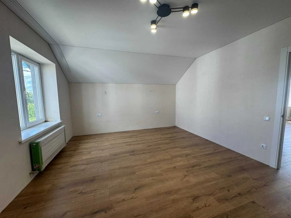 Duplex for sale with partial renovation, Old Town district