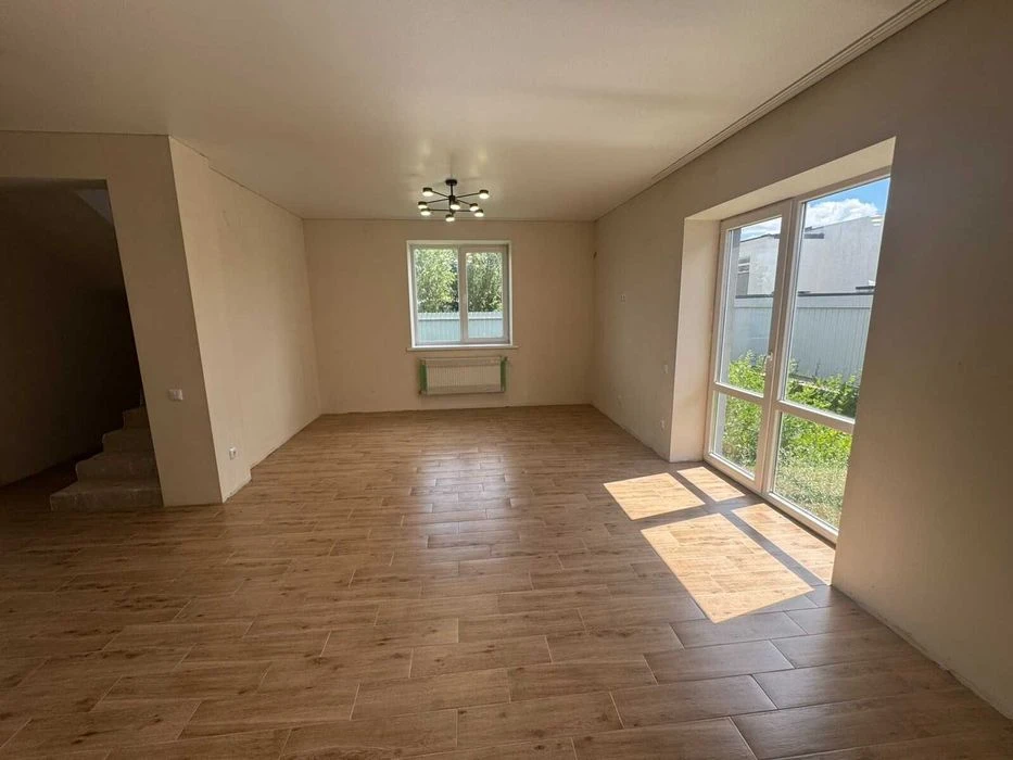 Duplex for sale with partial renovation, Old Town district